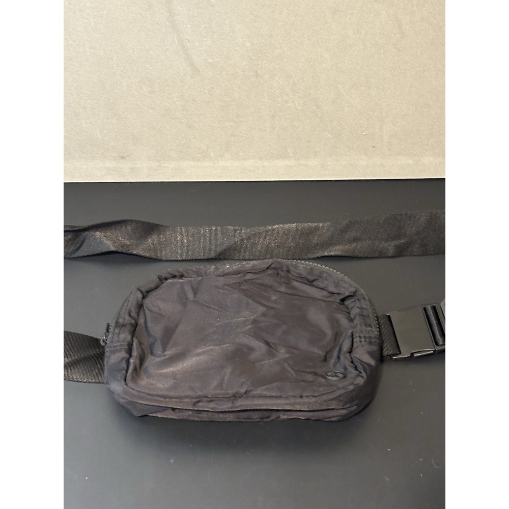 Gaiam Black‎ Fanny Pack
